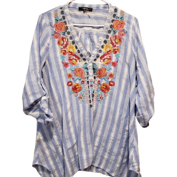 Andree by Unit Blue  Boho Floral Multicolor Embroidered Top Plus Size M - Picture 1 of 7